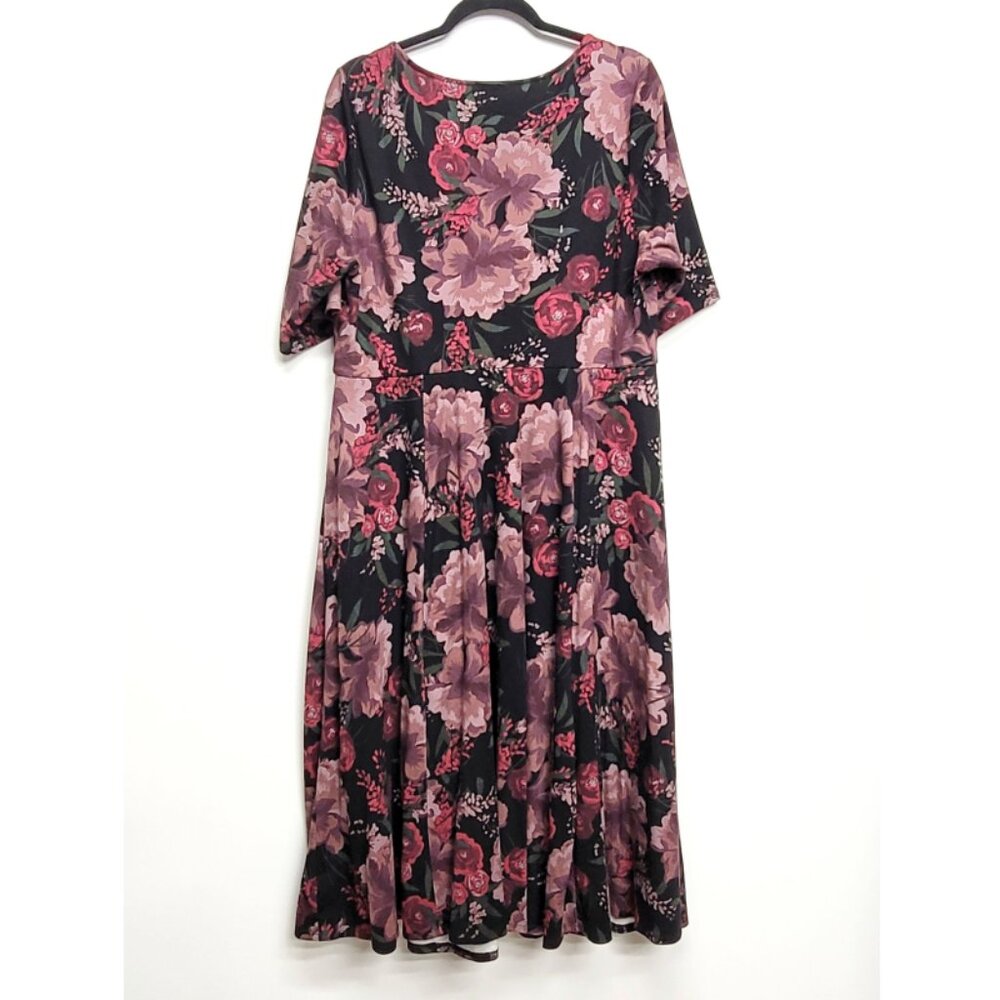 Black Floral Midi Dress with Scoop Neck - Picture 8 of 11